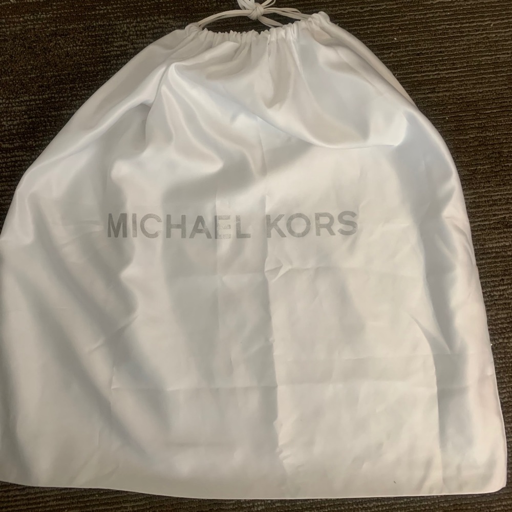 Michael kors laundry bag thingy